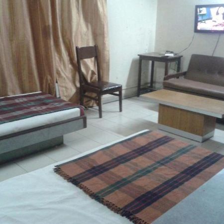 إندور Hotel Sant Plaza المظهر الخارجي الصورة