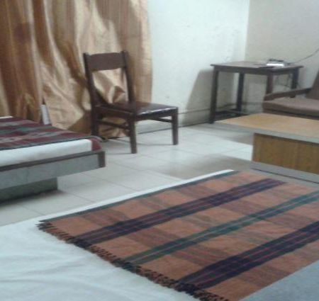 إندور Hotel Sant Plaza المظهر الخارجي الصورة