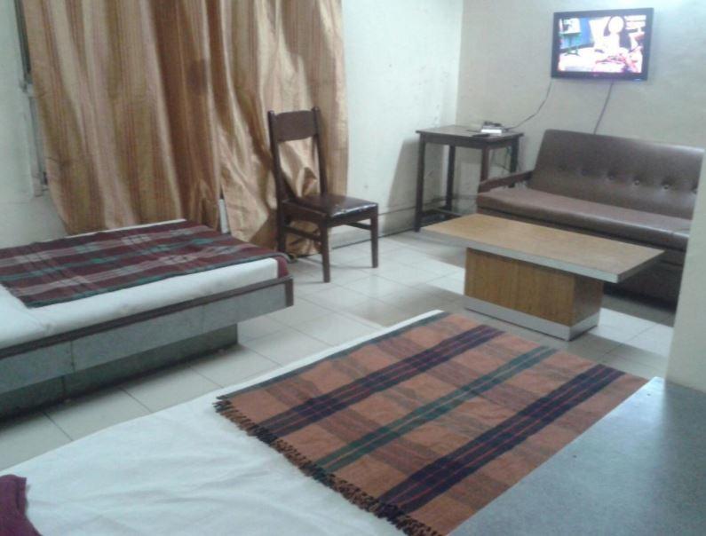إندور Hotel Sant Plaza المظهر الخارجي الصورة