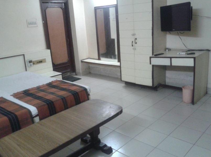 إندور Hotel Sant Plaza المظهر الخارجي الصورة